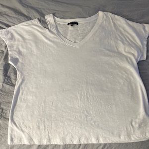 NWOT** Sanctuary lightweight white short sleeve t-shirt* stylish shoulder “tear”